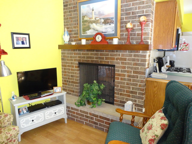 231 Aberdeen Road Cary, IL 60013 - Photo 8 of 25