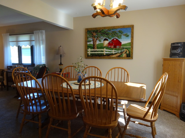 231 Aberdeen Road Cary, IL 60013 - Photo 9 of 25