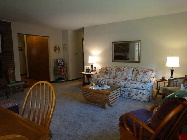 231 Aberdeen Road Cary, IL 60013 - Photo 10 of 25
