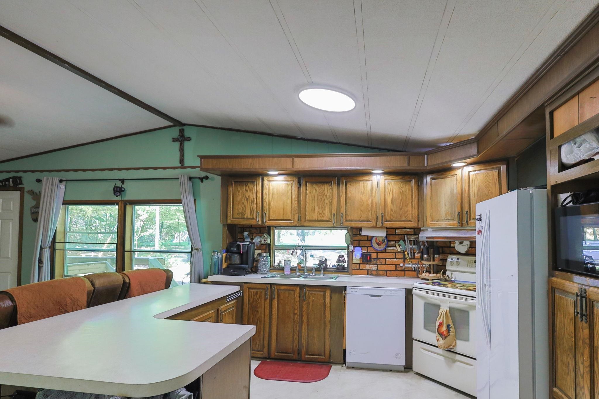 13517 Viaduct Road Copemish, MI 49625 - Photo 5 of 31 1945891-27a814d4-9547-42c6-838e-231a27820bac.JPG