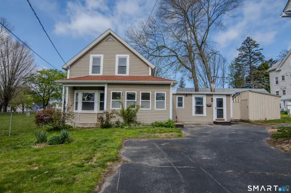 $319,000 | 20 1/2 Cleveland Street, Putnam, CT 06260