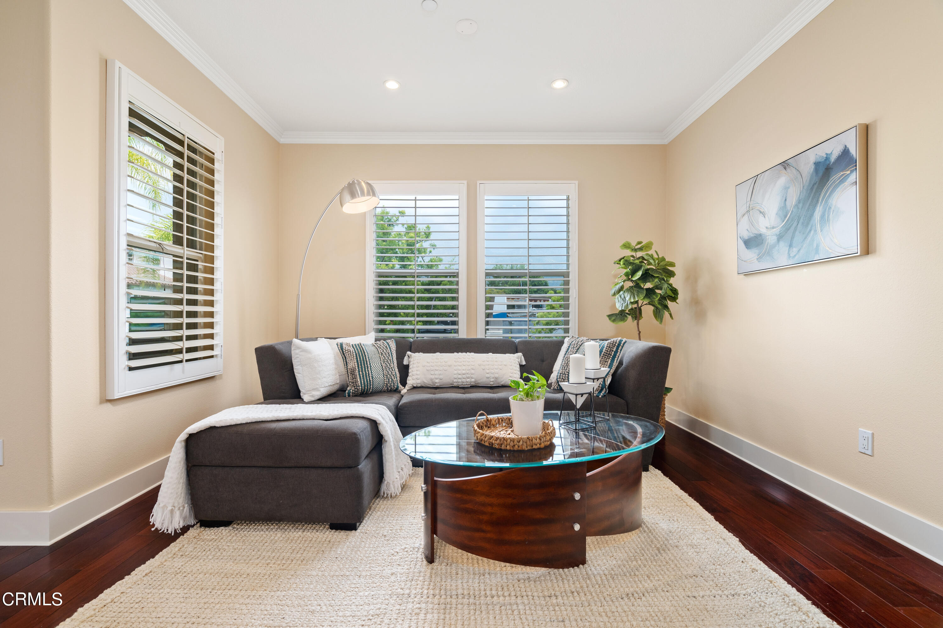 453 North Altadena Drive, Unit 5 Pasadena, CA 91107 - Photo 9 of 36 a living room with furniture and a window