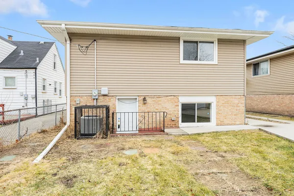 $145,000 | 14418 Drexel Avenue, Dolton, IL 60419