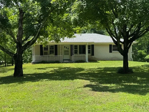 9296 Old Locust Creek Road, Bon Aqua, TN 37025