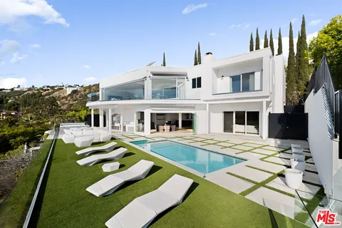 $5,000,000 | 7868 Electra Drive, Los Angeles, CA 90046