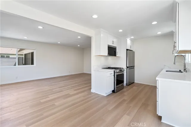 $3,495 | 2049 Tustin Avenue, Unit C, Costa Mesa, CA 92627