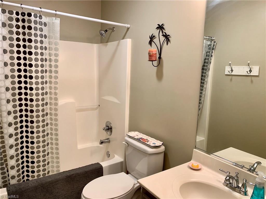 1124 Wesson Court High Point, NC 27265 - Photo 23 of 30 Second full bath upstairs