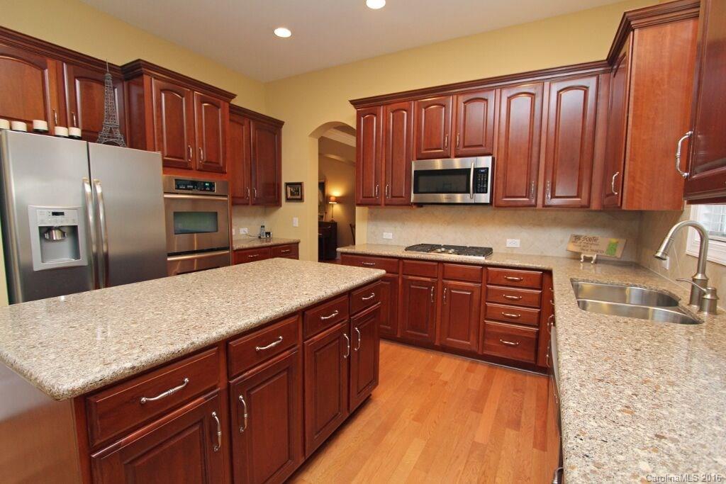 11519 Wheat Ridge Road Charlotte, NC 28277 - Photo 7 of 23 Gallery Image 7