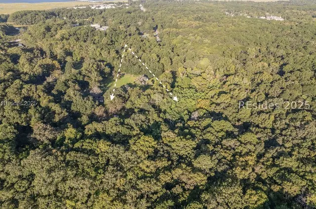 $600,000 | 114 Grober Hill Road, Beaufort, SC 29906