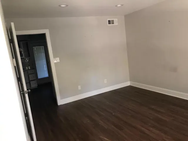 $1,500 | 107 West Richland Street, Unit E, Summerville, SC 29483