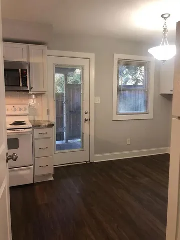 $1,500 | 107 West Richland Street, Unit E, Summerville, SC 29483