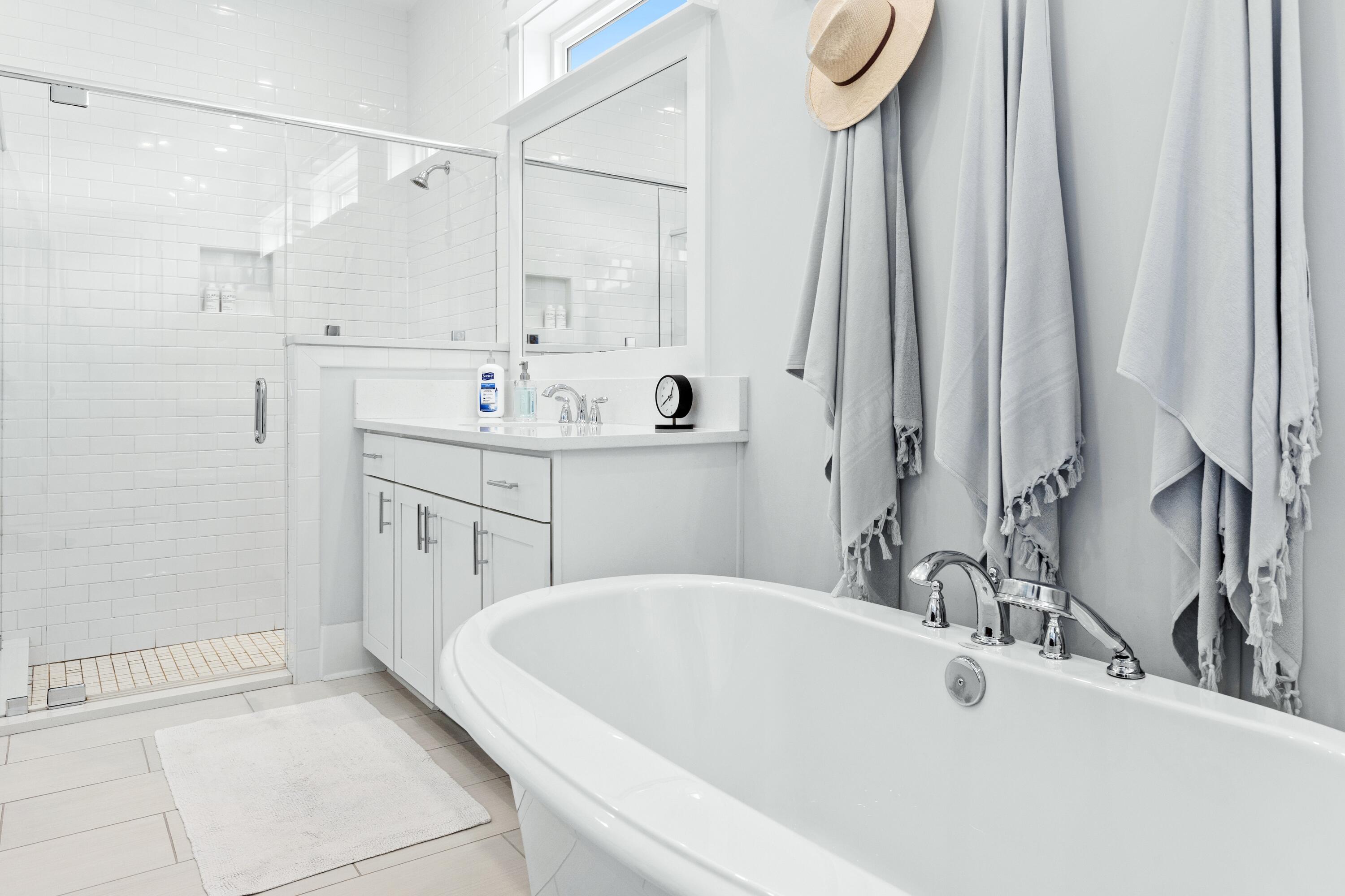 235 Prairie Pass Santa Rosa Beach, FL 32459 - Photo 23 of 80 Primary Bathroom