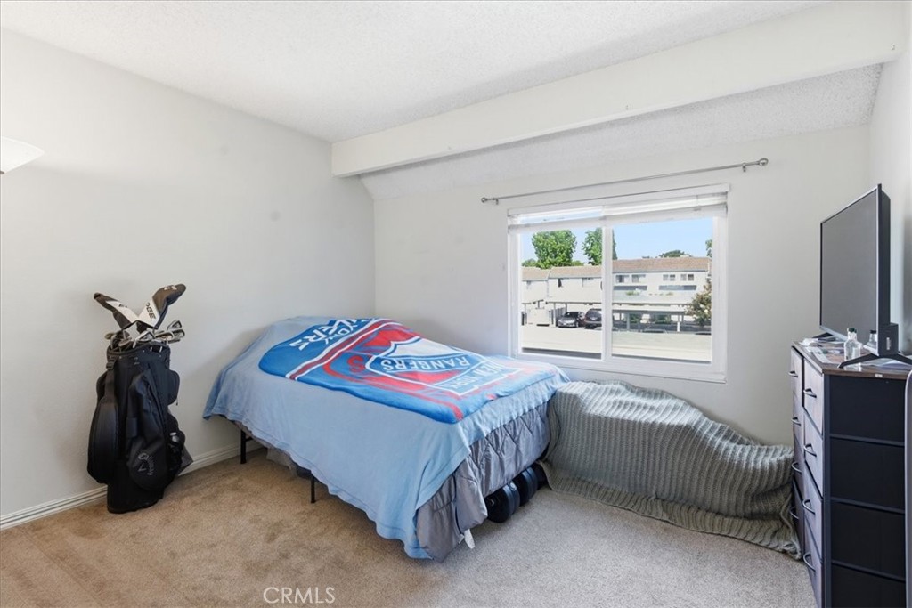 44 Fallbrook Irvine, CA 92604 - Photo 12 of 28