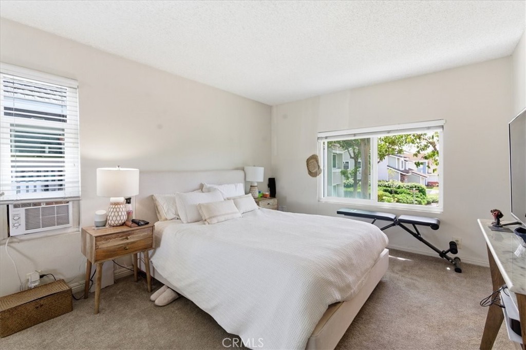 44 Fallbrook Irvine, CA 92604 - Photo 14 of 28