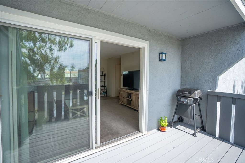 44 Fallbrook Irvine, CA 92604 - Photo 19 of 28