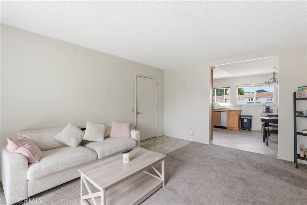 44 Fallbrook Irvine, CA 92604 - Photo 6 of 28