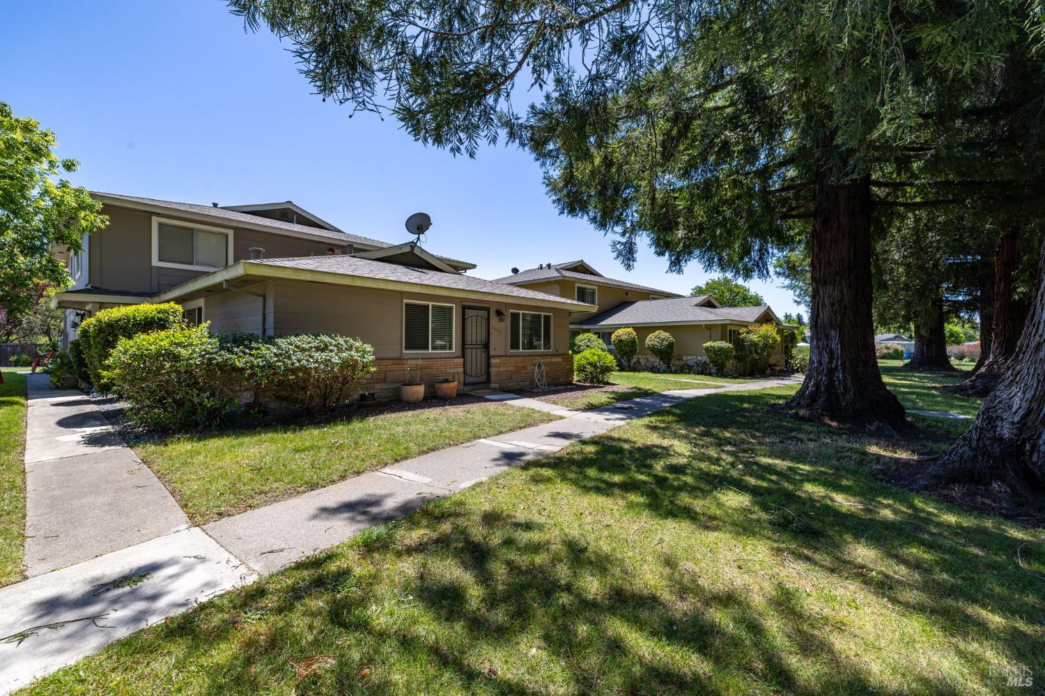 2432 Plata Court Santa Rosa, CA 95403 - Photo 2 of 17
