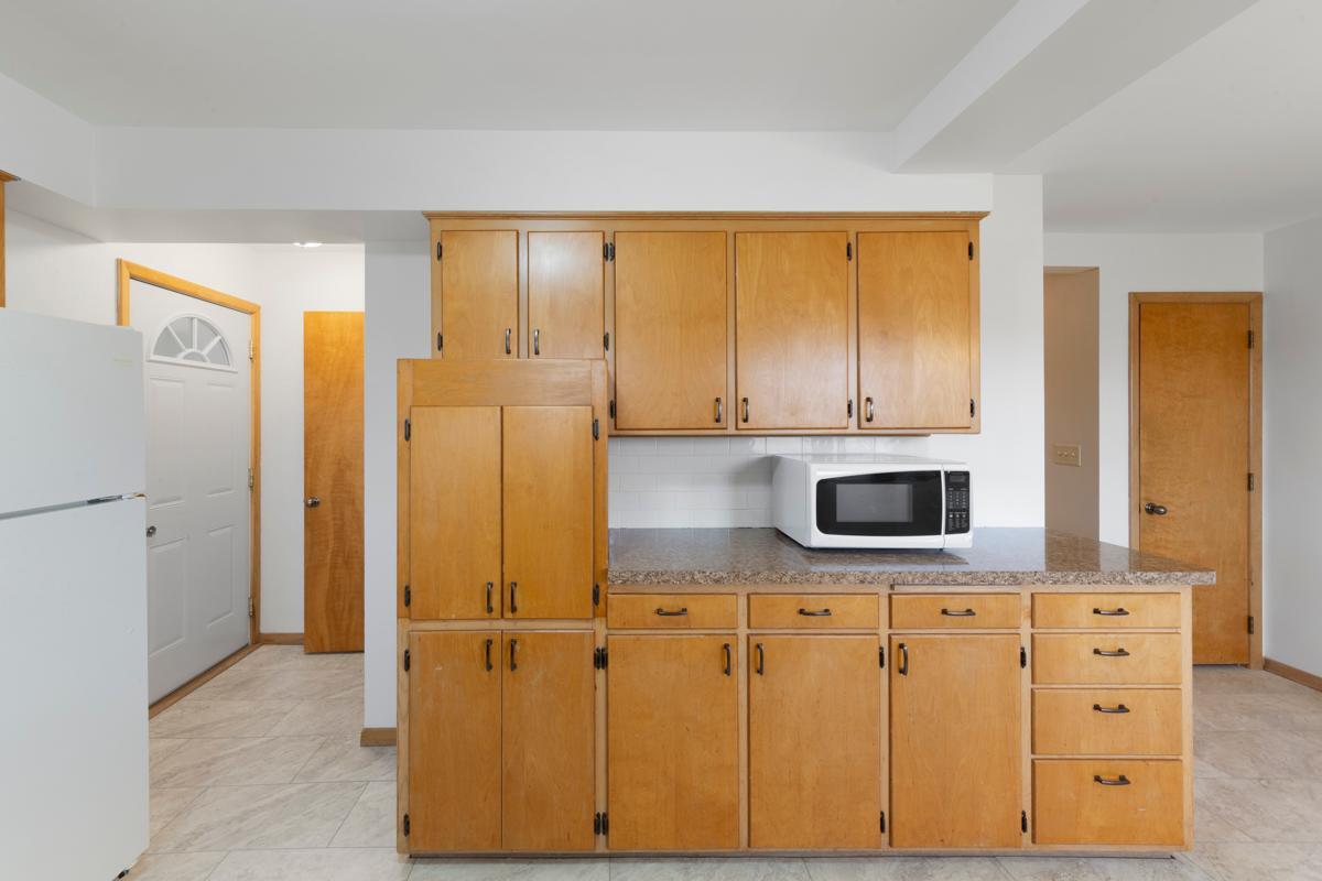 2335 4th Street Northwest Faribault, MN 55021 - Photo 13 of 42