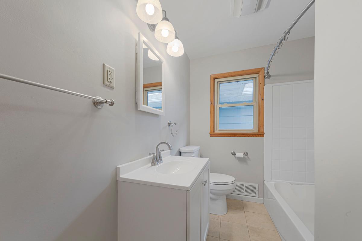 2335 4th Street Northwest Faribault, MN 55021 - Photo 15 of 42