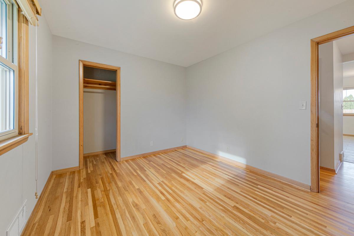 2335 4th Street Northwest Faribault, MN 55021 - Photo 19 of 42