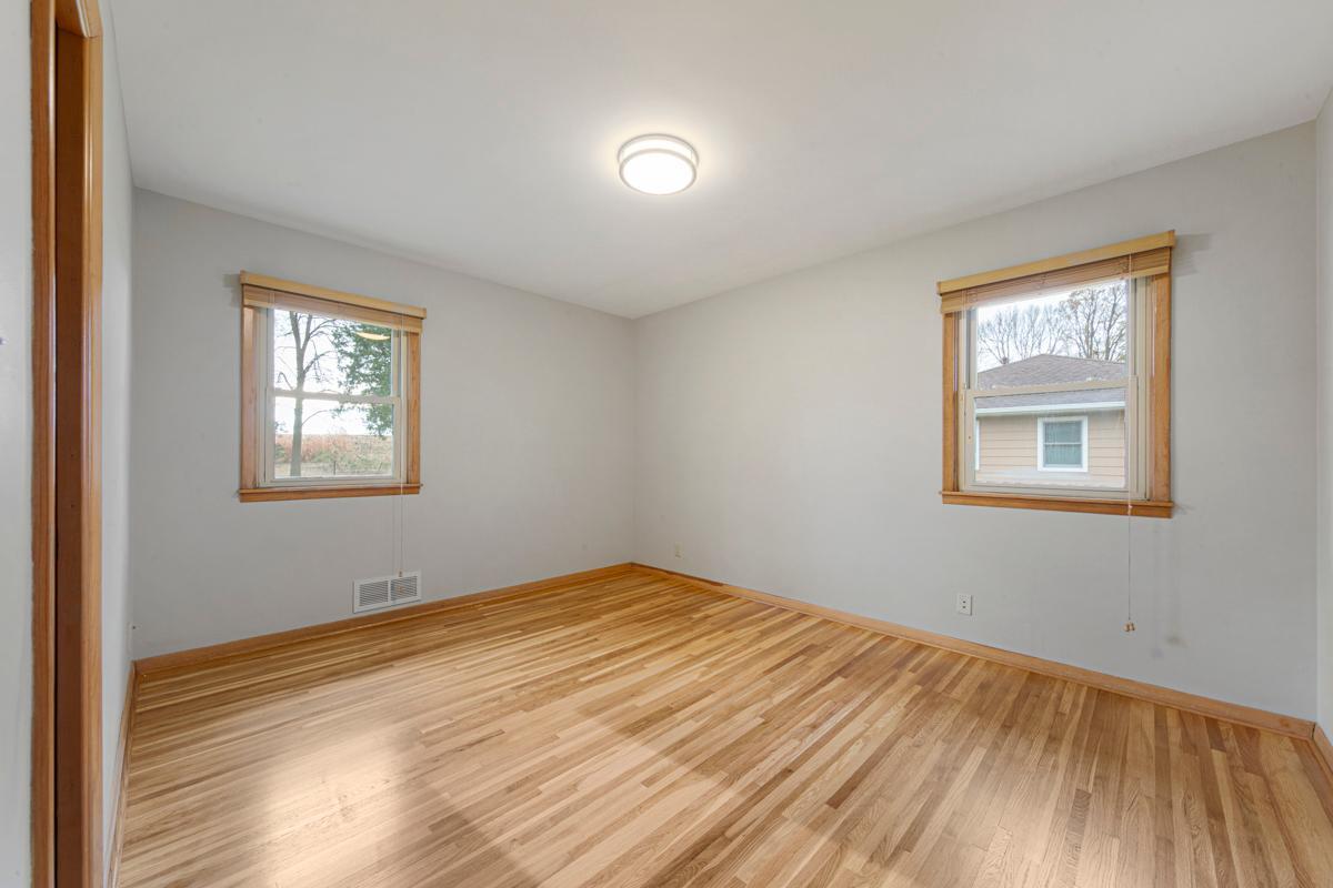 2335 4th Street Northwest Faribault, MN 55021 - Photo 20 of 42