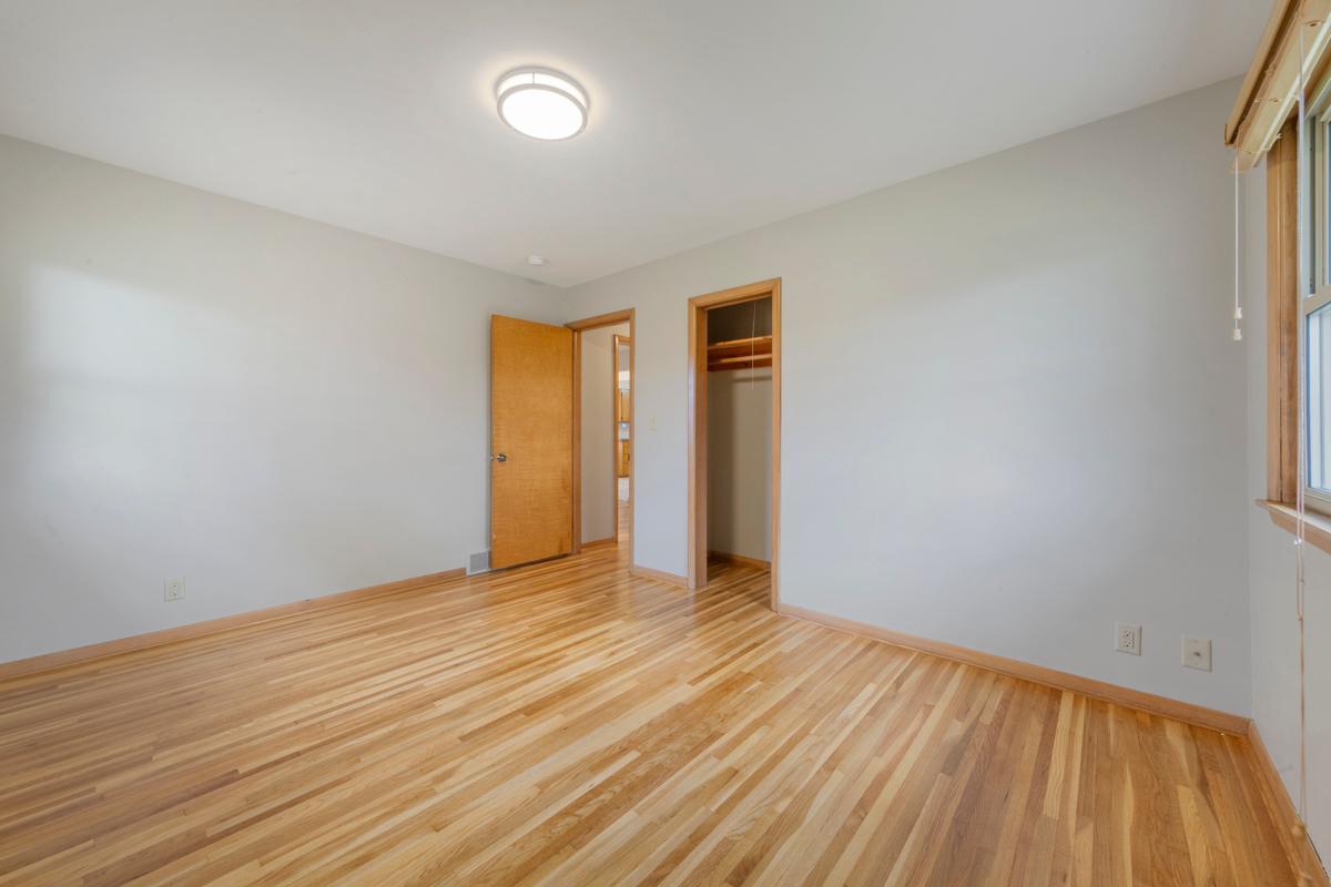 2335 4th Street Northwest Faribault, MN 55021 - Photo 22 of 42