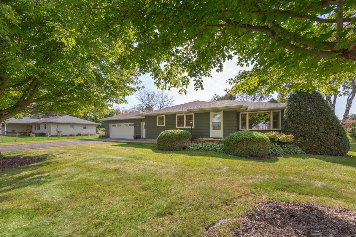 2335 4th Street Northwest Faribault, MN 55021 - Photo 33 of 42