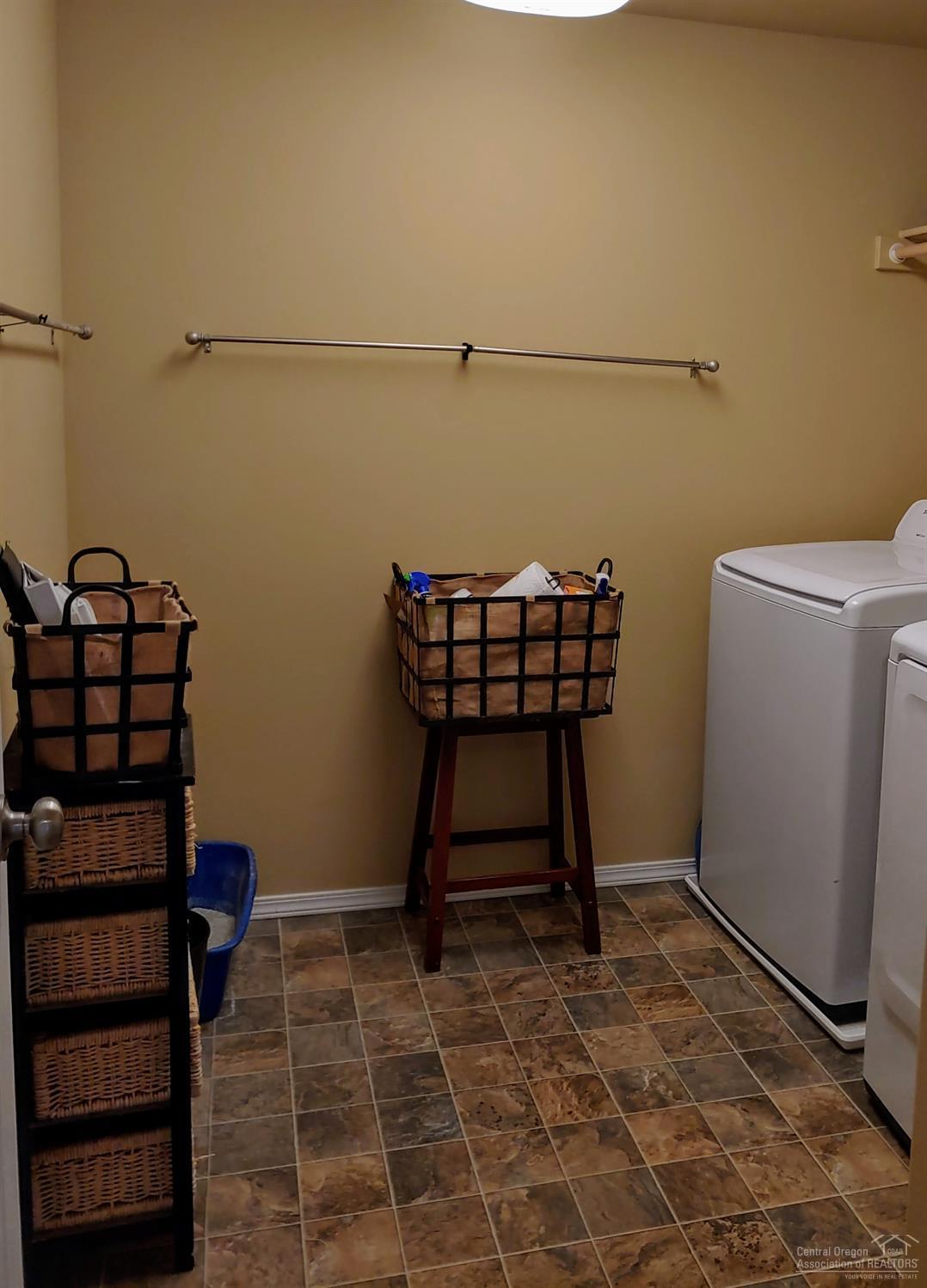 21223 Keyte Road Bend, OR 97701 - Photo 22 of 24 upstairs laundry room