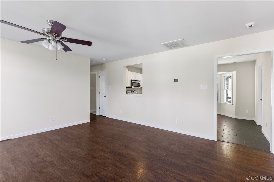 9649 Lockberry Ridge Loop Richmond, VA 23237 - Photo 4 of 29 Gallery Image 4