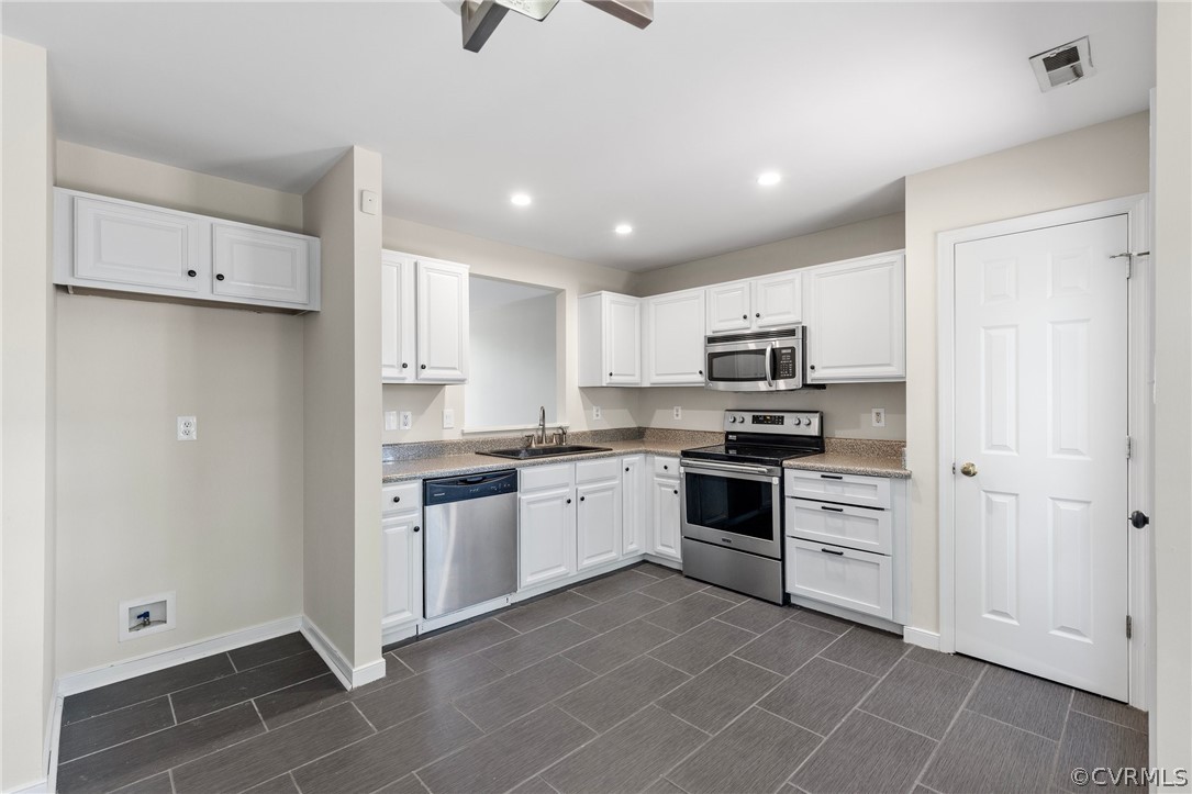 9649 Lockberry Ridge Loop Richmond, VA 23237 - Photo 8 of 29 Gallery Image 8