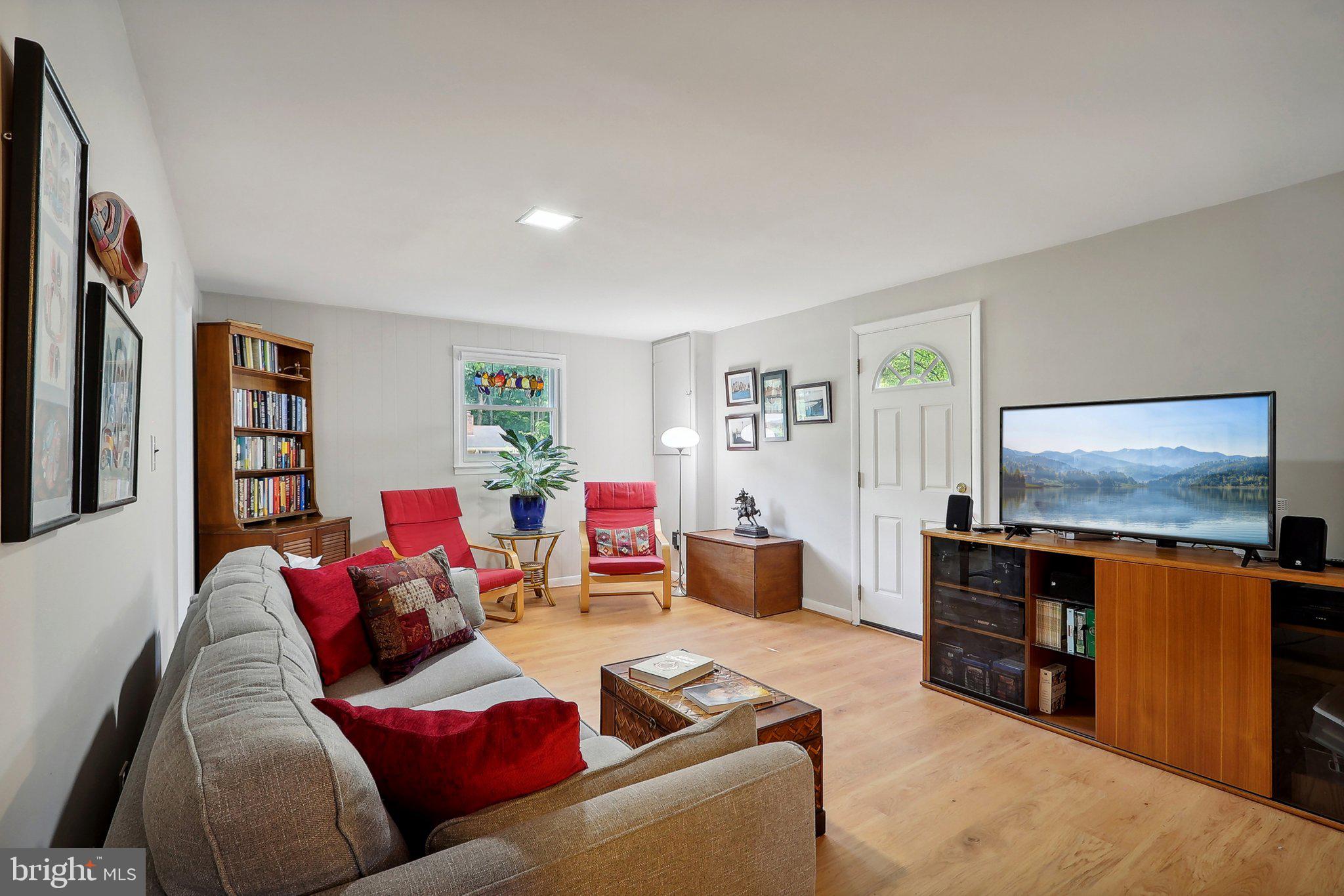 5624 Heming Avenue Springfield, VA 22151 - Photo 26 of 43