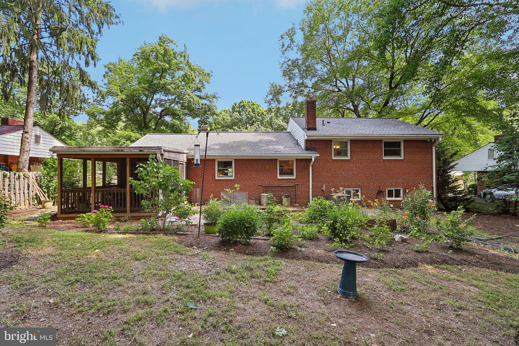 5624 Heming Avenue Springfield, VA 22151 - Photo 35 of 43