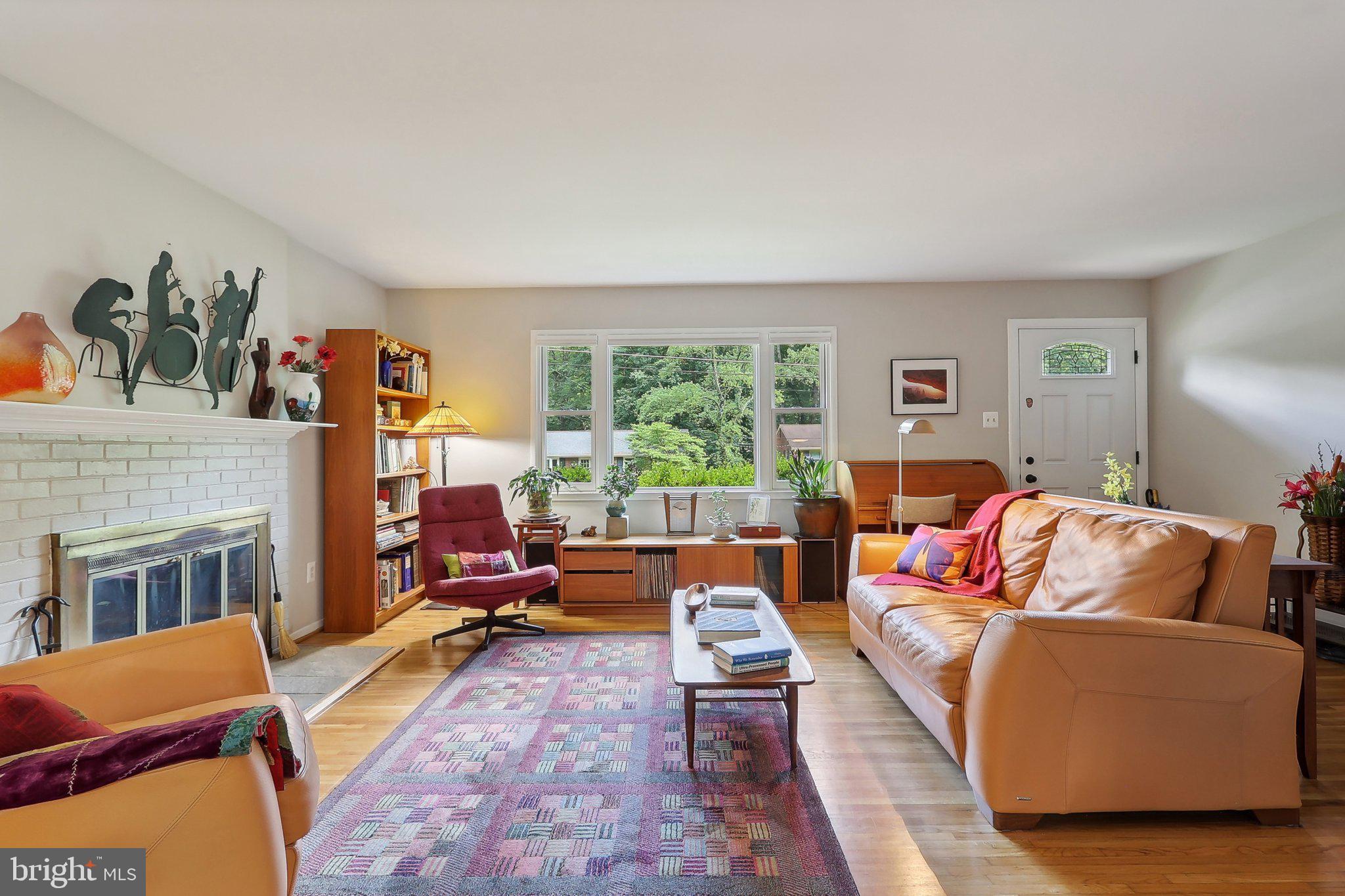 5624 Heming Avenue Springfield, VA 22151 - Photo 7 of 43