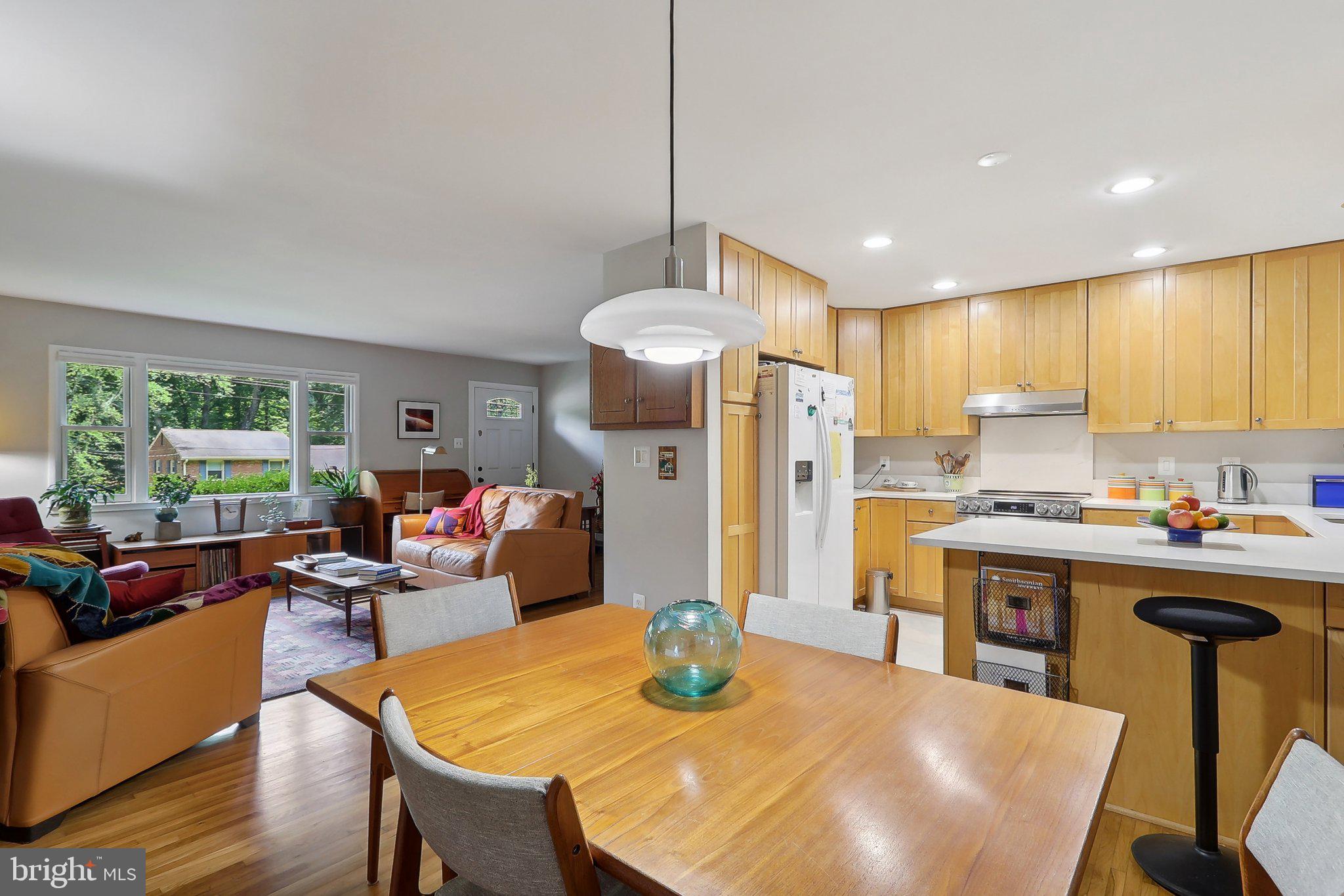 5624 Heming Avenue Springfield, VA 22151 - Photo 10 of 43