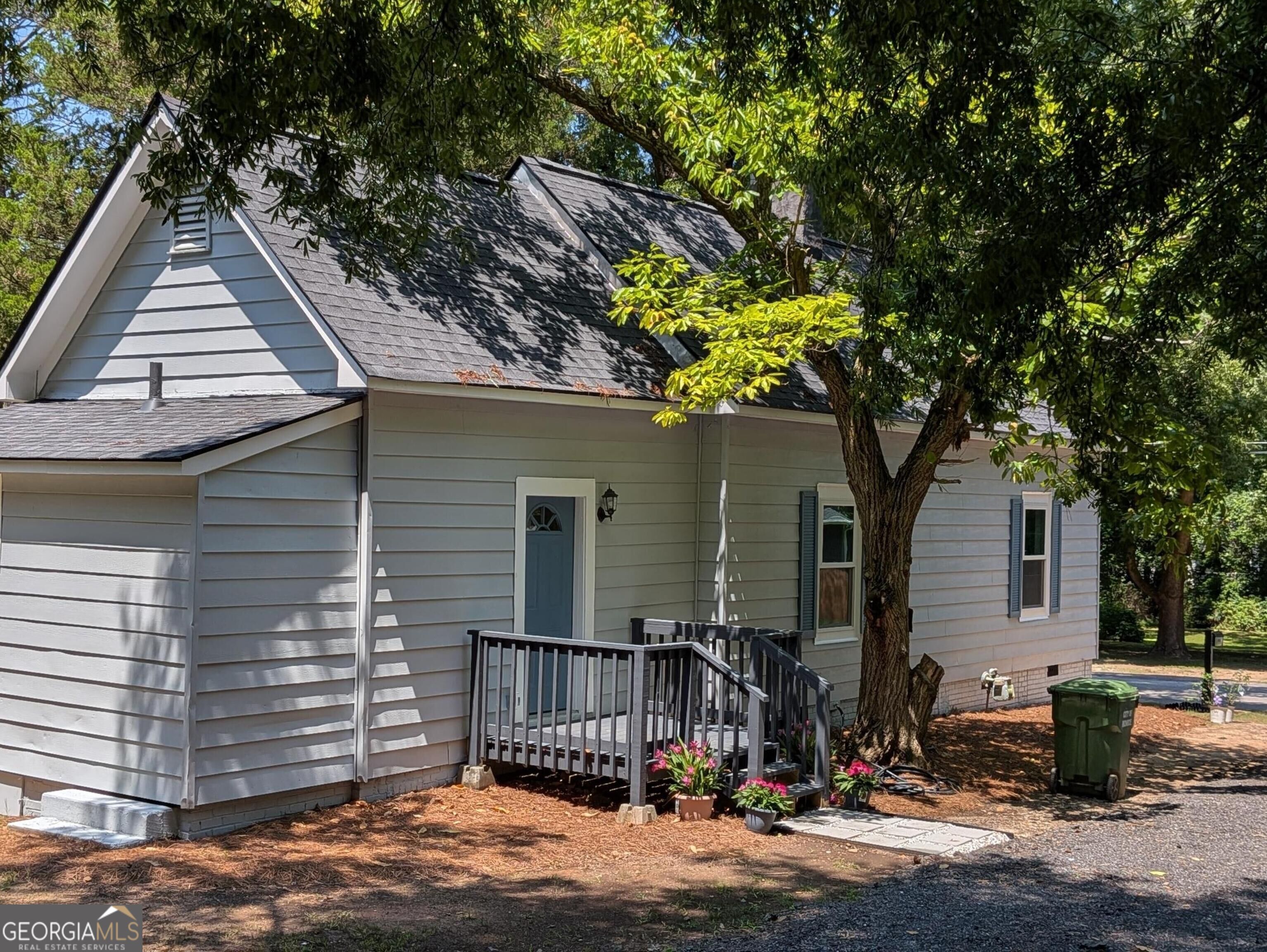 116 Norris Street Monroe, GA 30655 - Photo 2 of 23 Gallery Image 2