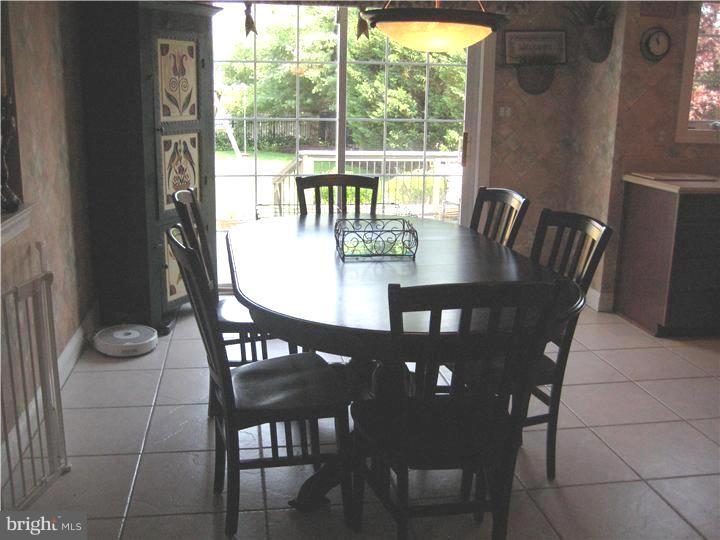 7 Jasmine Road Lumberton, NJ 08048 - Photo 9 of 25 Breakfast Room
