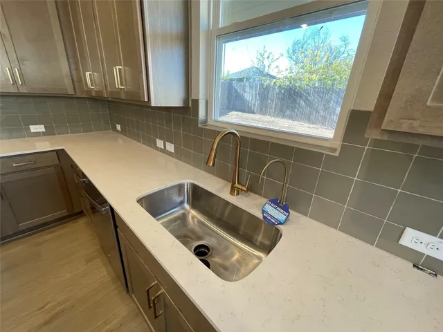 $469,409 | 611 Palo Brea Loop, Hutto, TX 78634