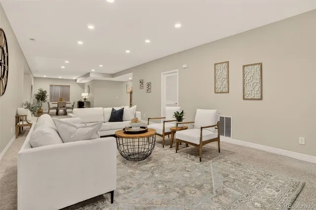 $1,050,000 | 9355 Stoneglen Drive, Colorado Springs, CO 80920