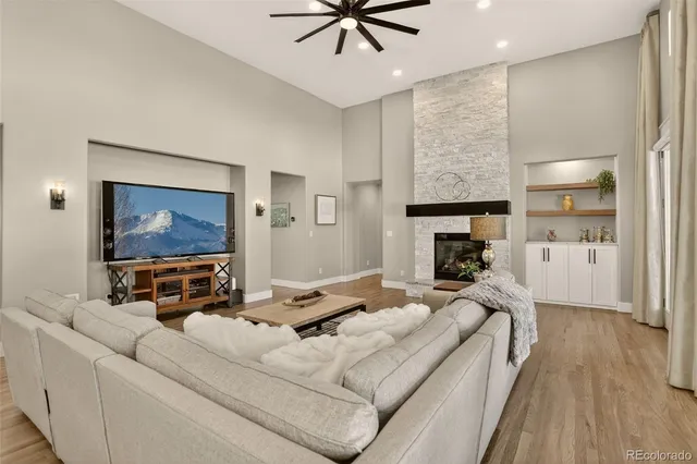 $1,050,000 | 9355 Stoneglen Drive, Colorado Springs, CO 80920