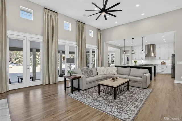 $1,050,000 | 9355 Stoneglen Drive, Colorado Springs, CO 80920