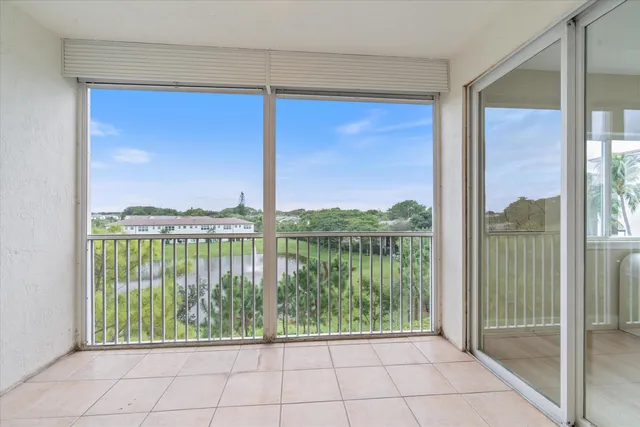 $475,000 | 22715 Camino Del Mar, Unit 42, Boca Raton, FL 33433