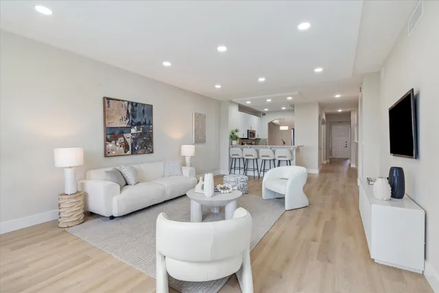 $475,000 | 22715 Camino Del Mar, Unit 42, Boca Raton, FL 33433