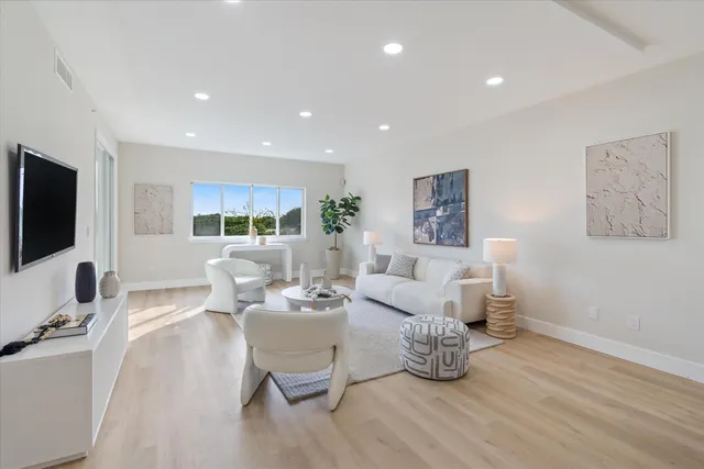 $475,000 | 22715 Camino Del Mar, Unit 42, Boca Raton, FL 33433