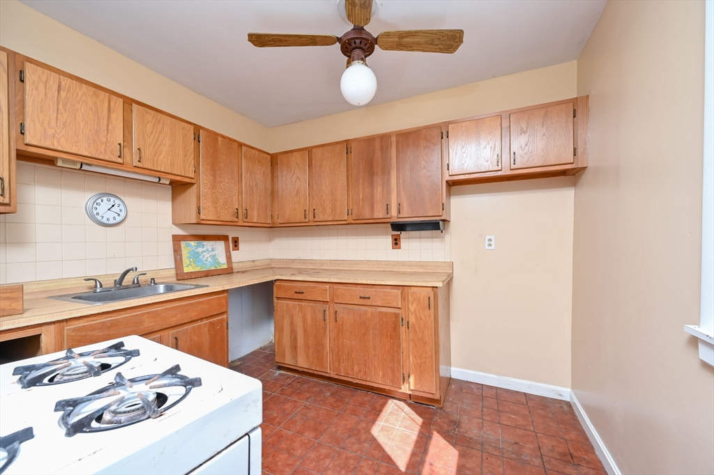 23 Wyola Road Hull, MA 02045 - Photo 9 of 26