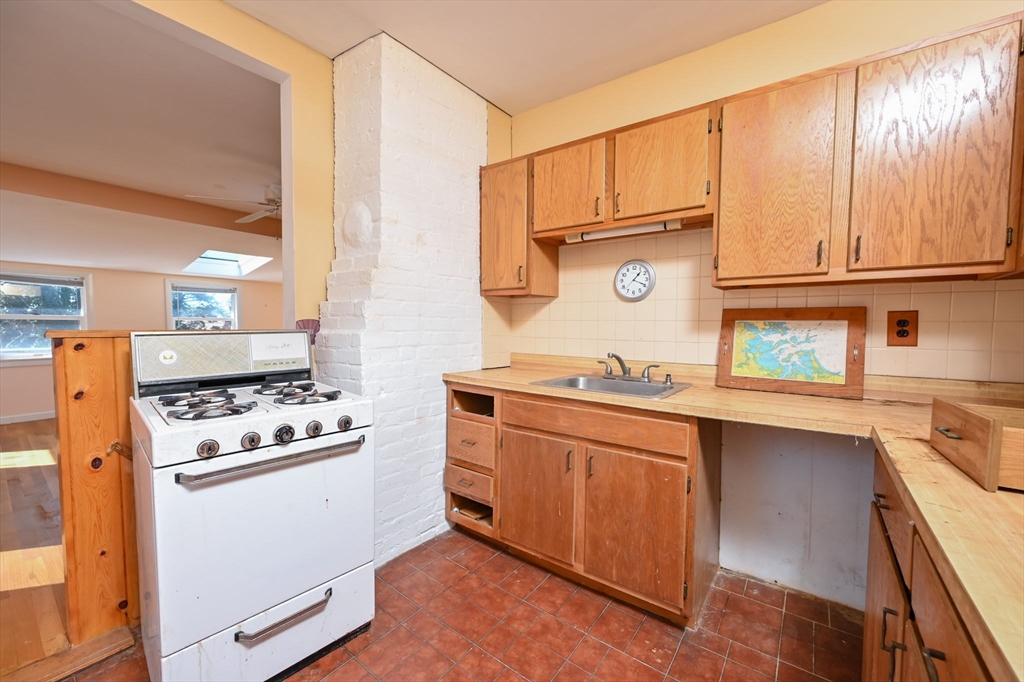 23 Wyola Road Hull, MA 02045 - Photo 10 of 26