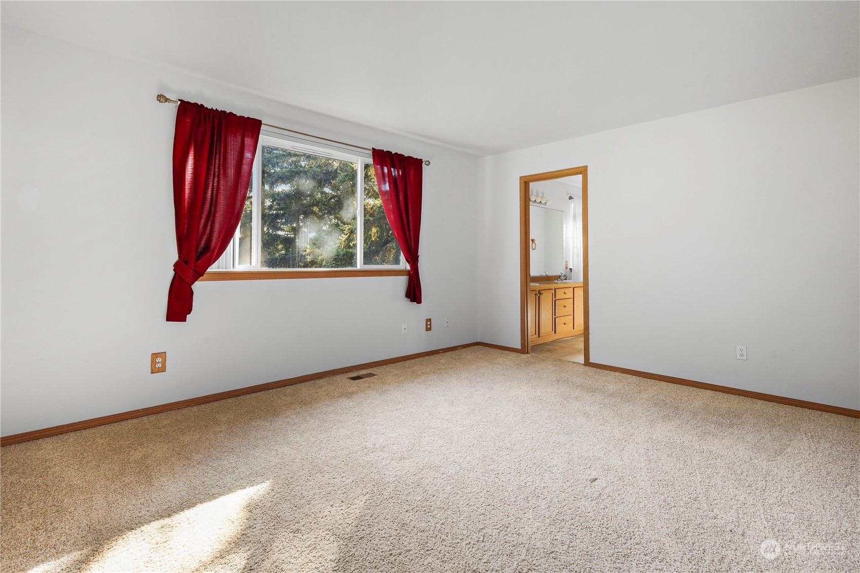 3116 289th Street South Roy, WA 98580 - Photo 19 of 38 an empty room with windows