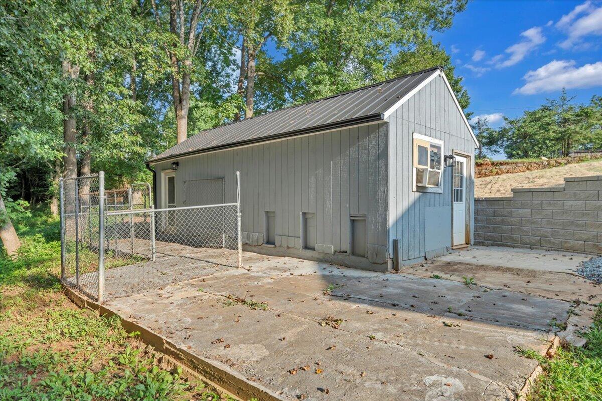 427 Farmington Road Hardy, VA 24101 - Photo 44 of 56 48-MIB09083