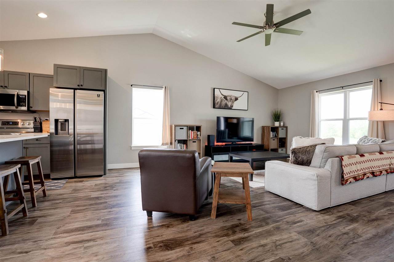 6725 J Street Southwest Cedar Rapids, IA 52404 - Photo 10 of 33 Gallery Image 10