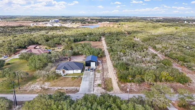 $99,999 | 1430 4th Street, Ingleside, TX 78362