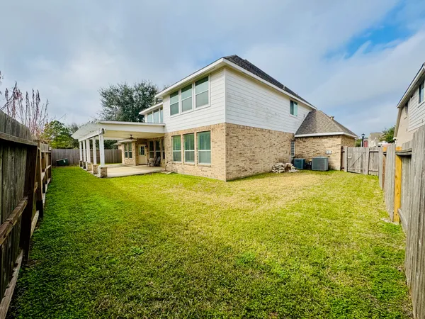 $3,850 | 10002 Nathans Cove, Houston, TX 77089